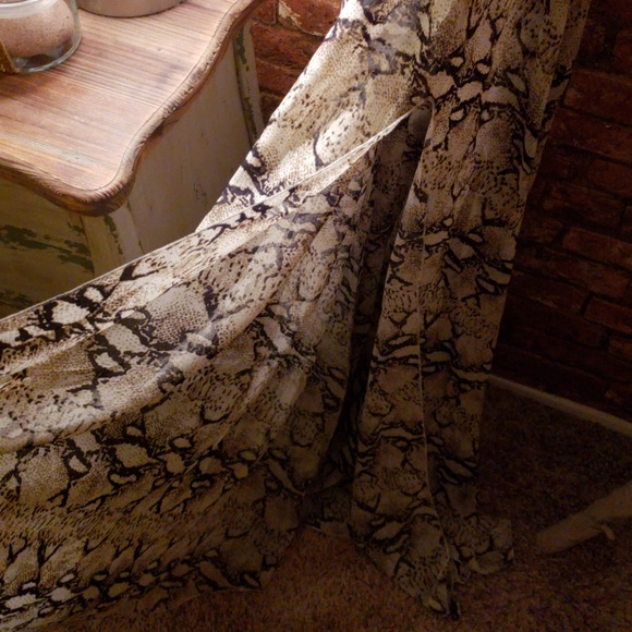 Snake Skin Maxi - Picture 6 of 7